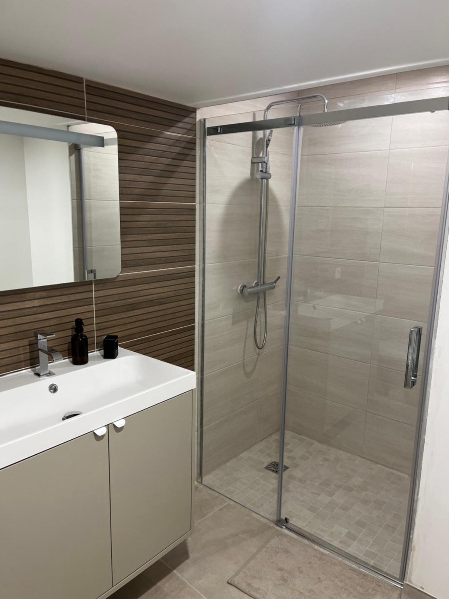 Duplex Raffine, Elegant & Climatise - La Mezz Διαμέρισμα Νιμ Εξωτερικό φωτογραφία